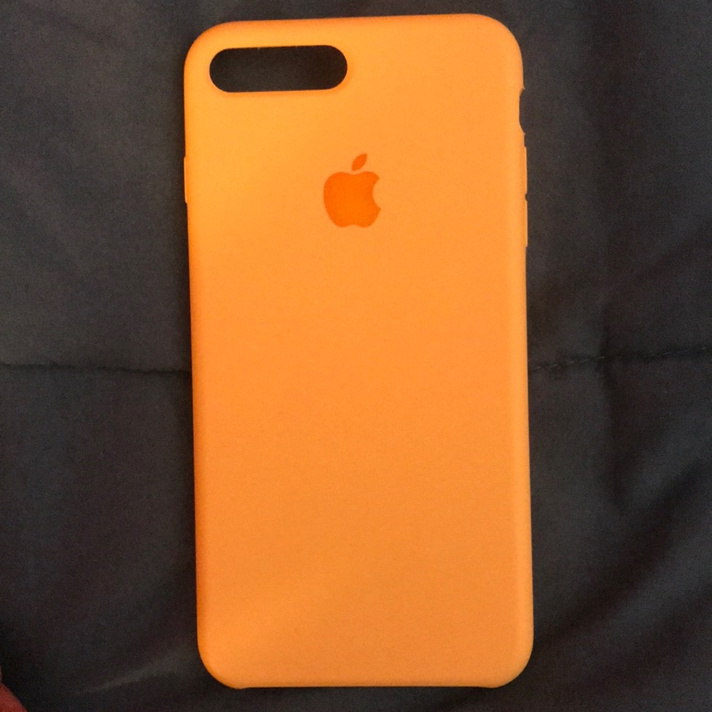 Iphone 7 plus case 💛